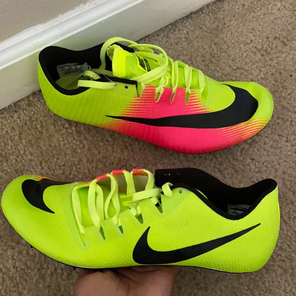 Nike sprinter shoes